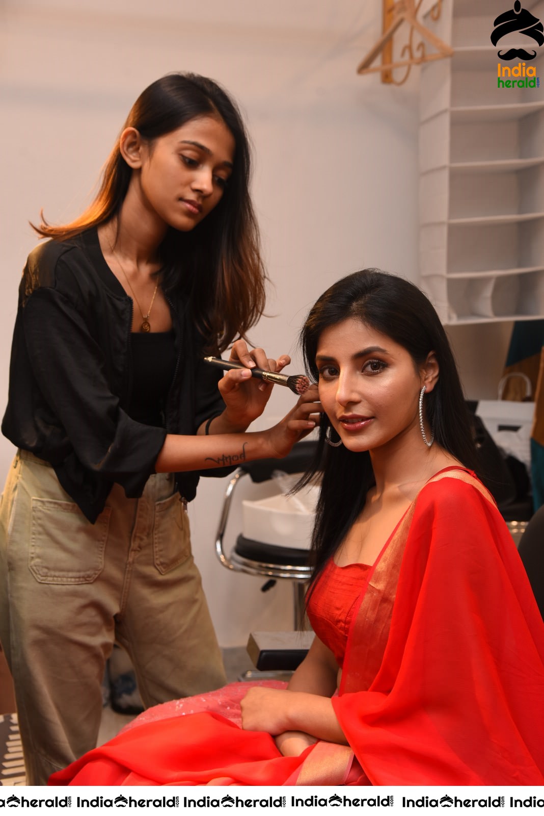 Actress Harshita Gaur gets Spa Treatment