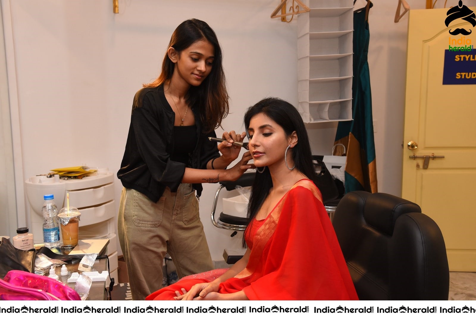 Actress Harshita Gaur gets Spa Treatment