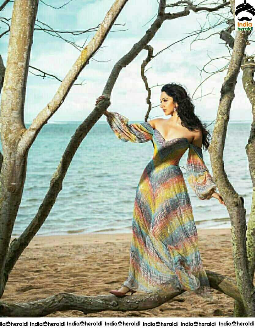 Actress Huma Qureshi Latest  Sexy Stills