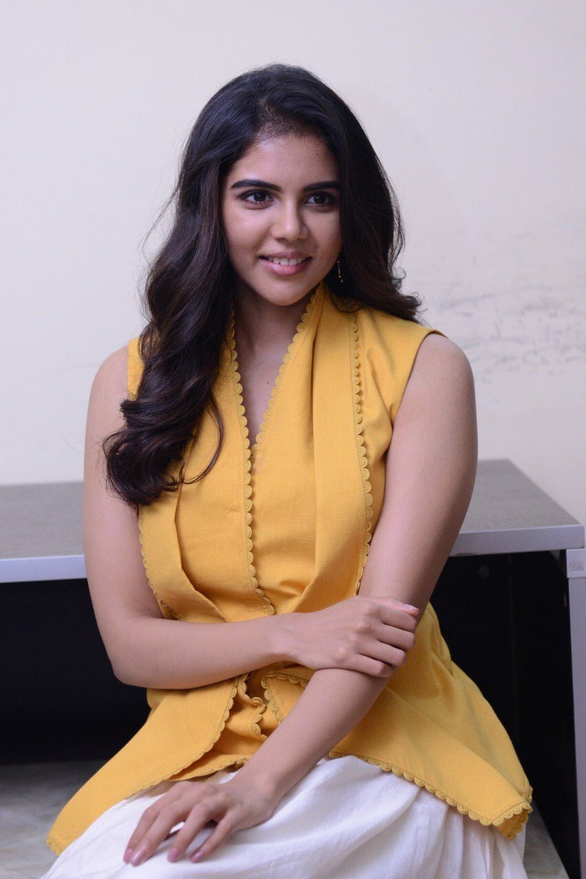 Actress kalyani priyadarshan cute images