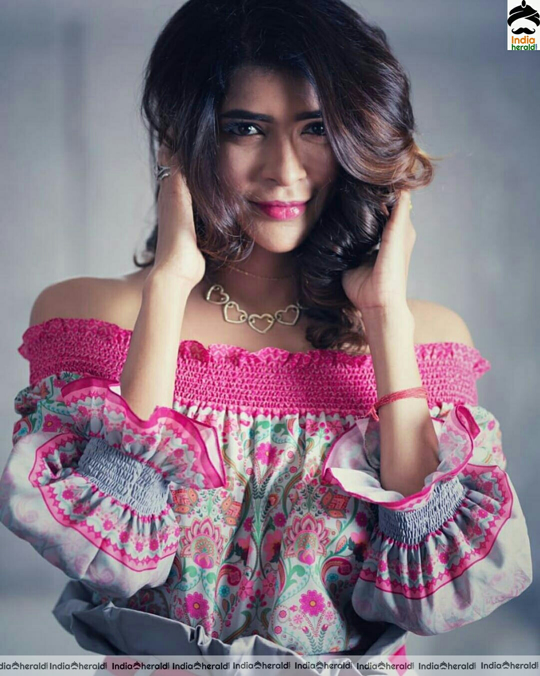 Actress Lakshmi Manchu Latest pink Photoshoot