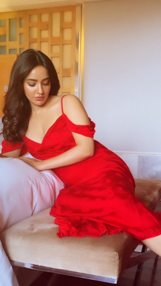 Actress Neha sharma red hot images
