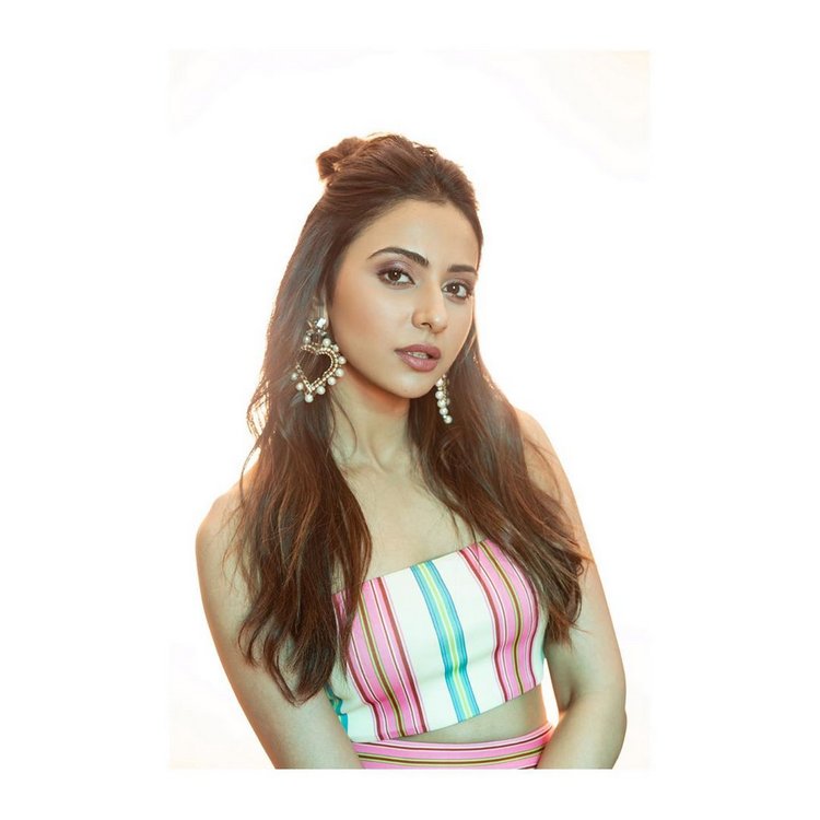 Actress Rakul Preet singh adorable latest stills