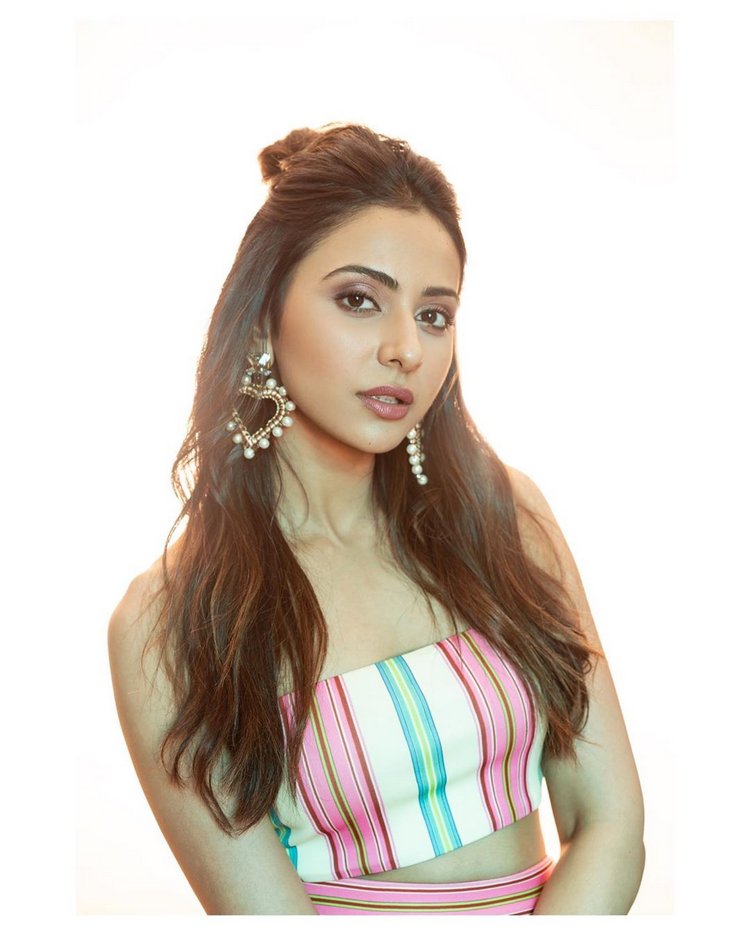 Actress Rakul Preet singh adorable latest stills