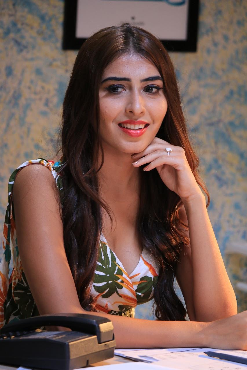 Actress Ruma sharma throwback adorable stills