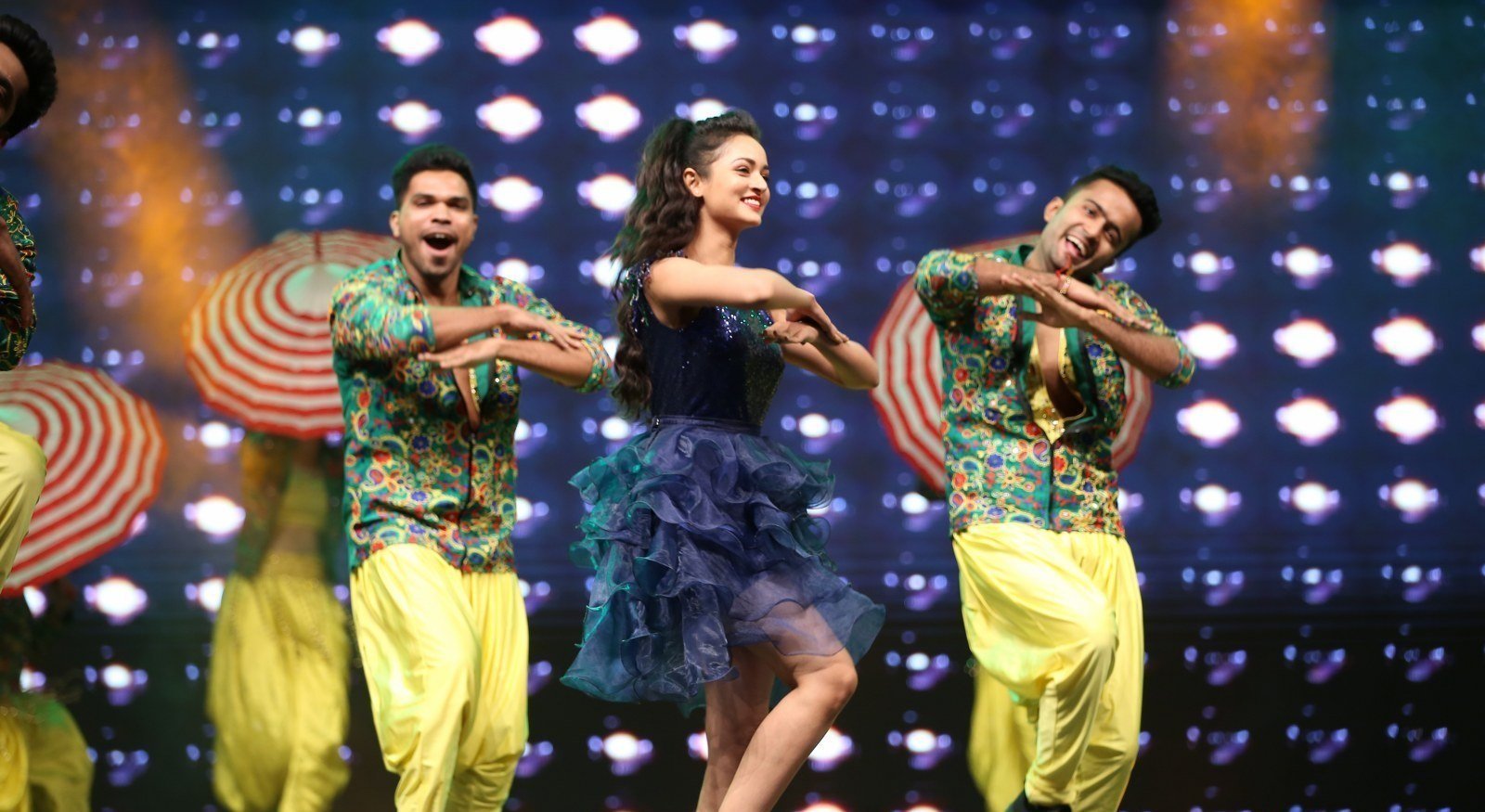 Actress Shanvi Srivastava Hot Dance Stills From SIIMA Awards 2019 Set 3