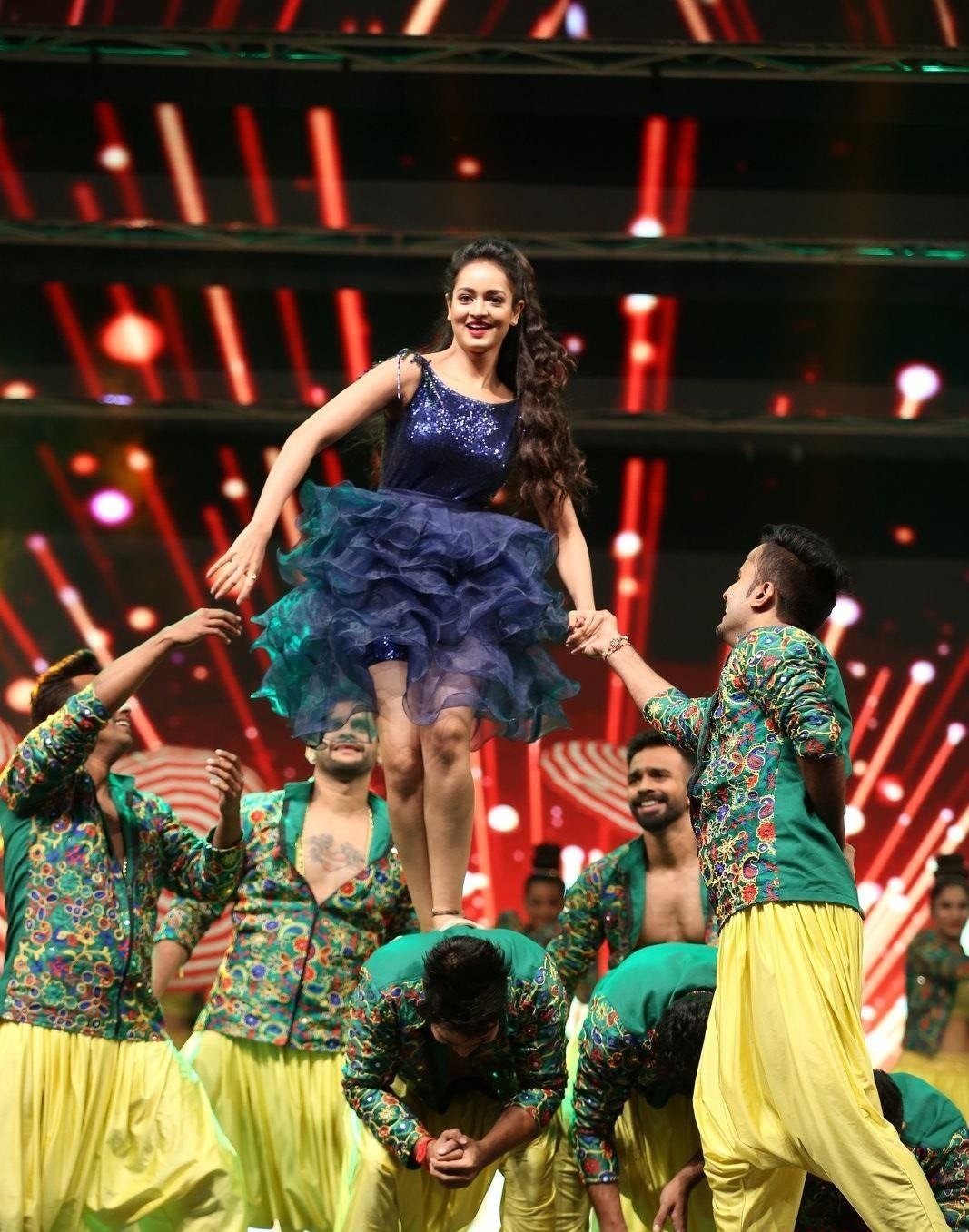 Actress Shanvi Srivastava Hot Dance Stills From SIIMA Awards 2019 Set 3