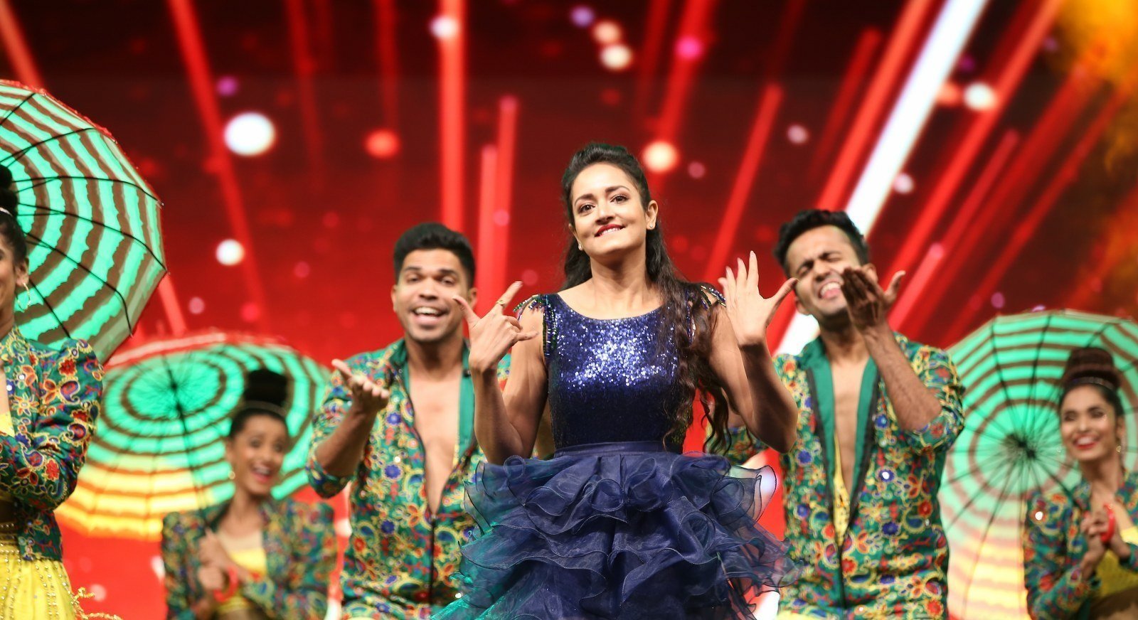 Actress Shanvi Srivastava Hot Dance Stills From SIIMA Awards 2019 Set 3