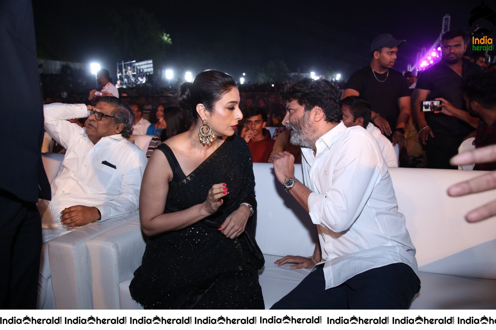 Actress Tabu welcomed by Trivikram Srinivas Set 1