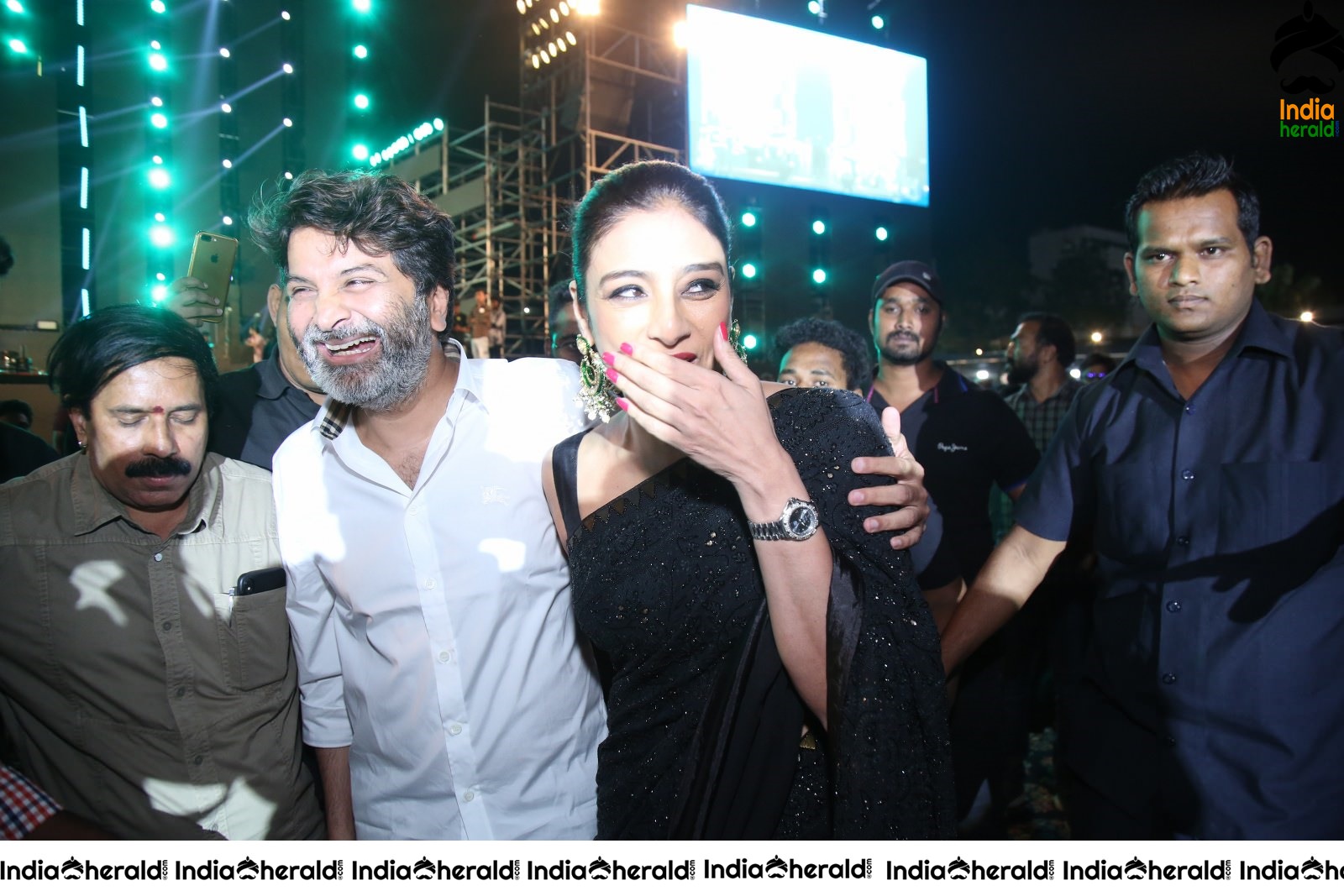 Actress Tabu welcomed by Trivikram Srinivas Set 1