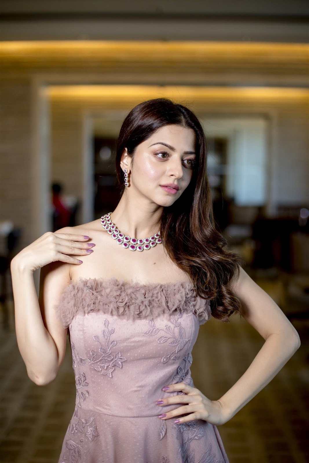 Actress vedhika latest alluring photos