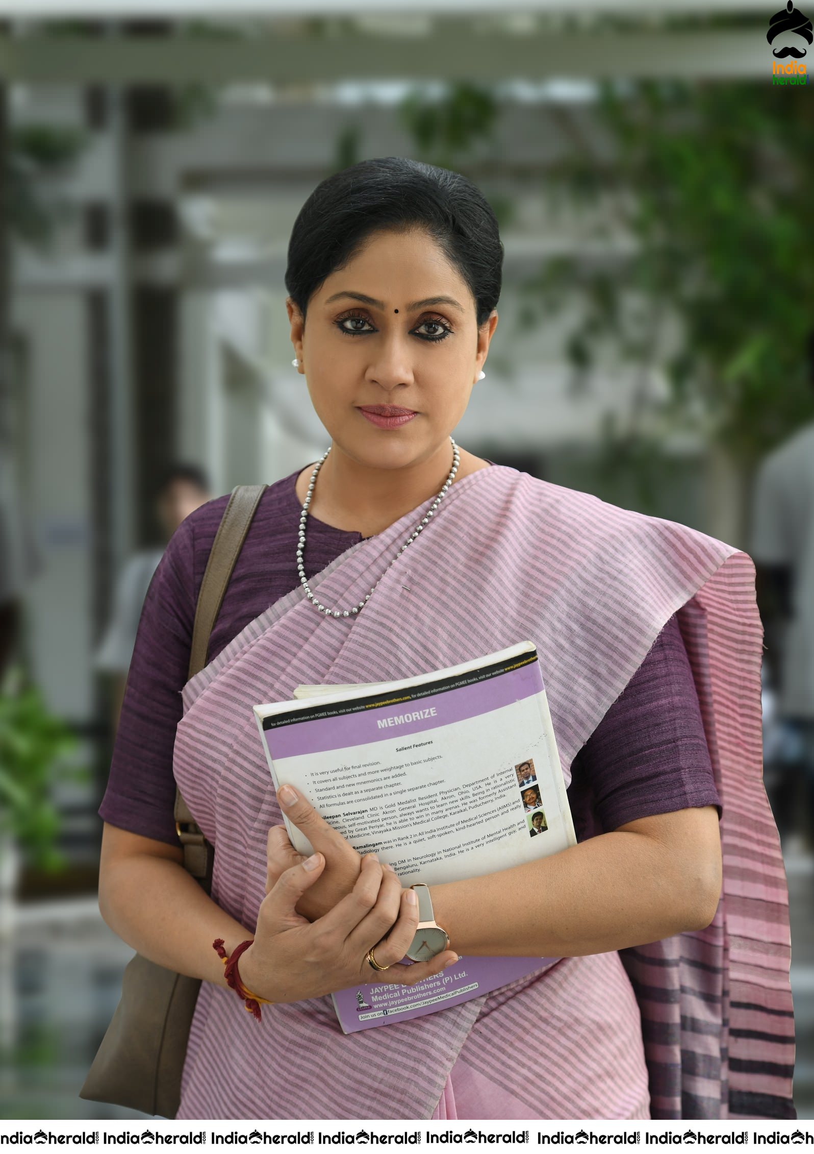 Actress Vijayashanthi Photos from Sarileru Neekevvaru