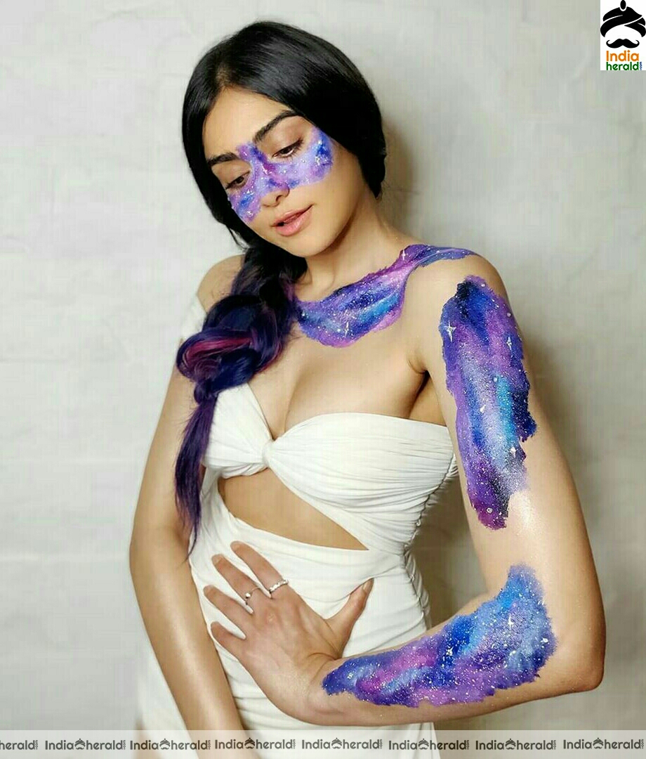 Adah Sharma Hot Sizzling Cleavage Show In White Attire