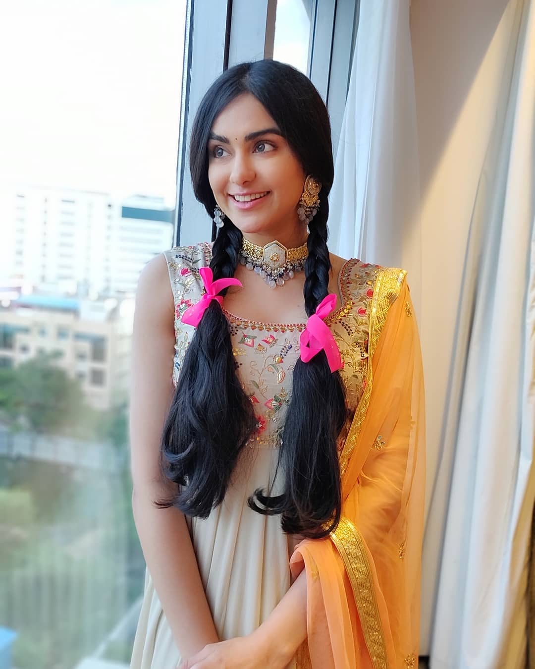 Adah Sharma In A Sleeveless Chudi At A Hotel Room