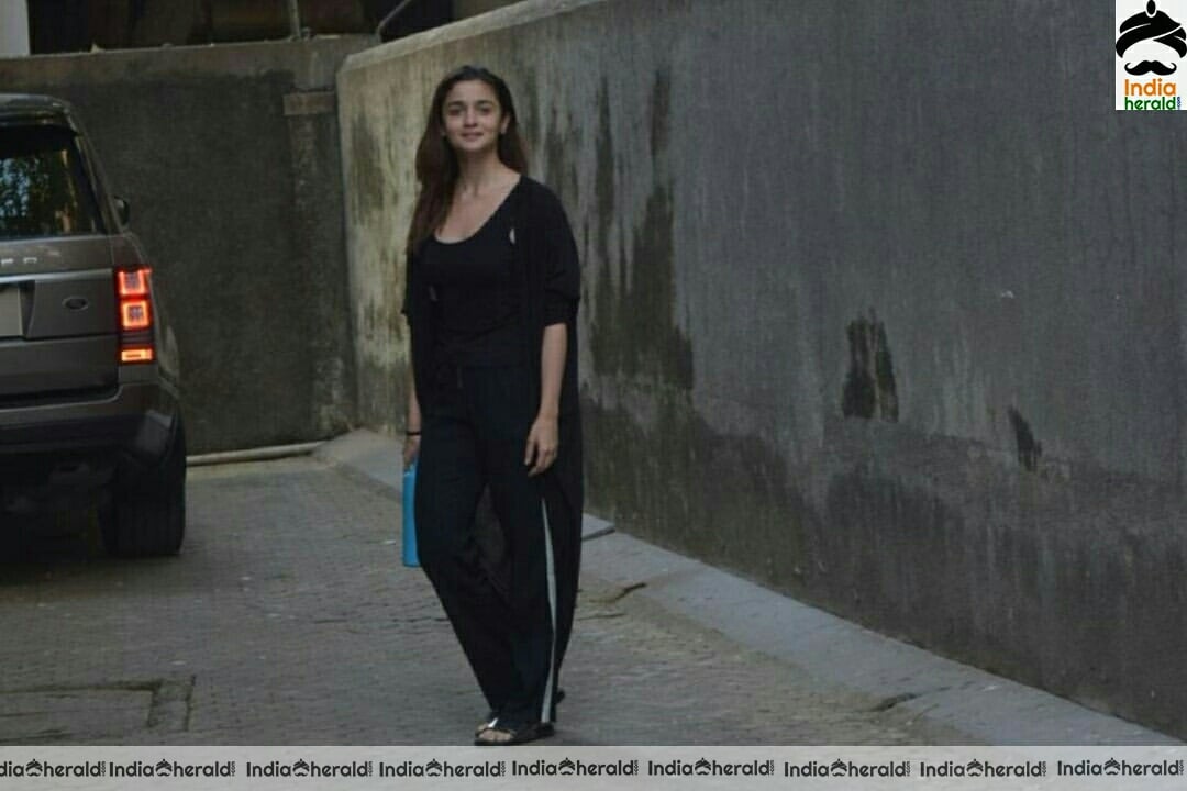 Aditi Rao and Aliabhatt In Black And Spotted Outside At Andheri