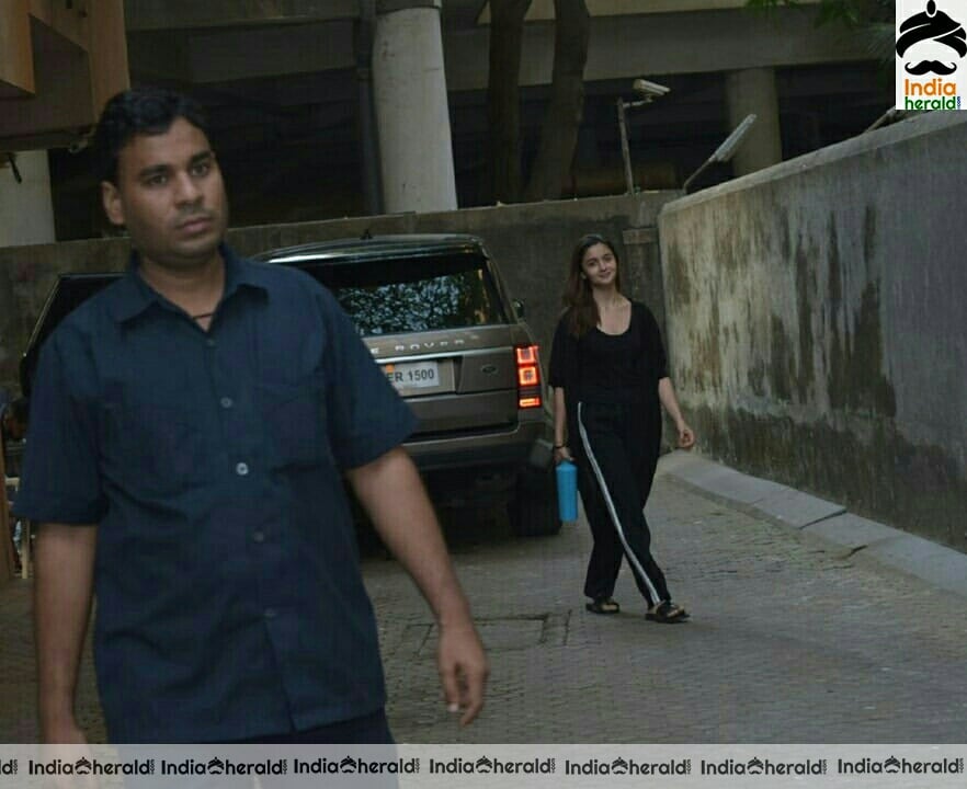 Aditi Rao and Aliabhatt In Black And Spotted Outside At Andheri