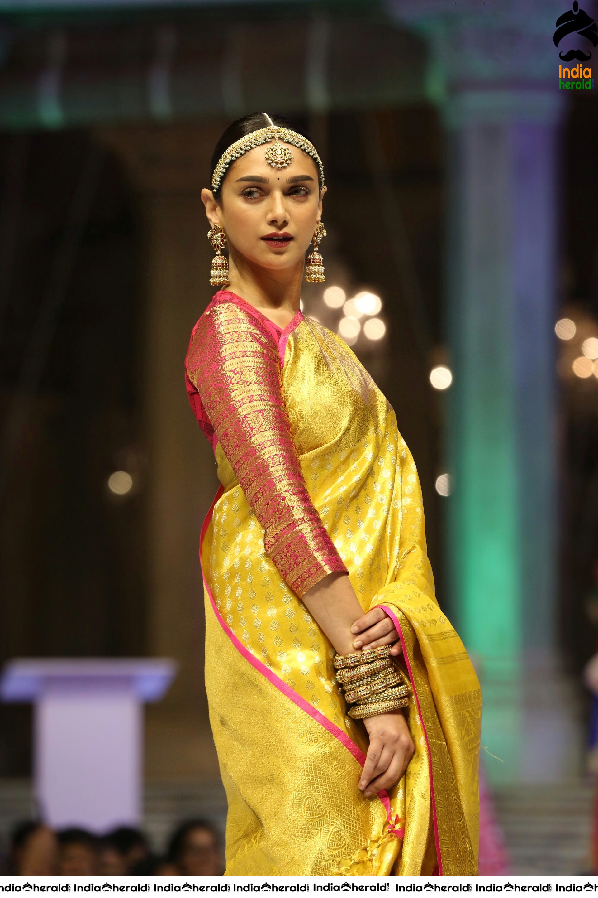Aditi Rao is an Ethereal Beauty as she was dressed in Traditional Saree and Antique Jewellery