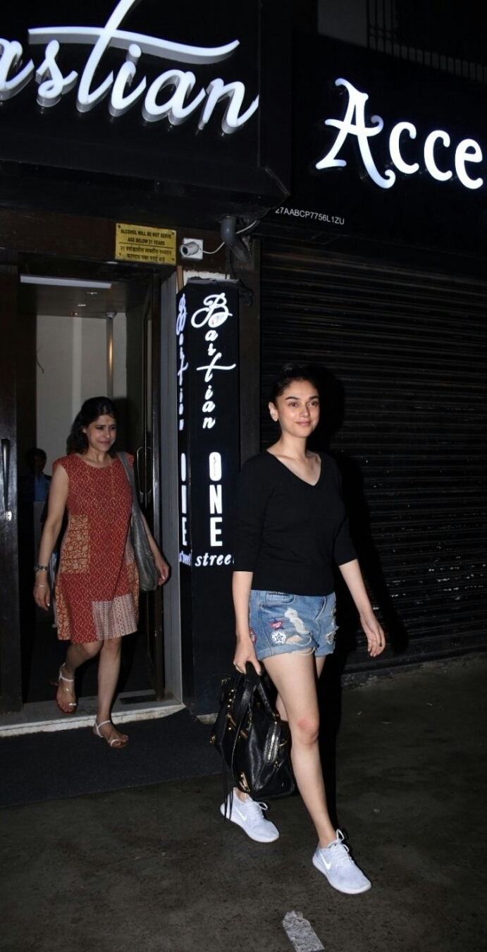 Aditi Rao Spotted In Sexy Thigh Revealing Shorts At Juhu