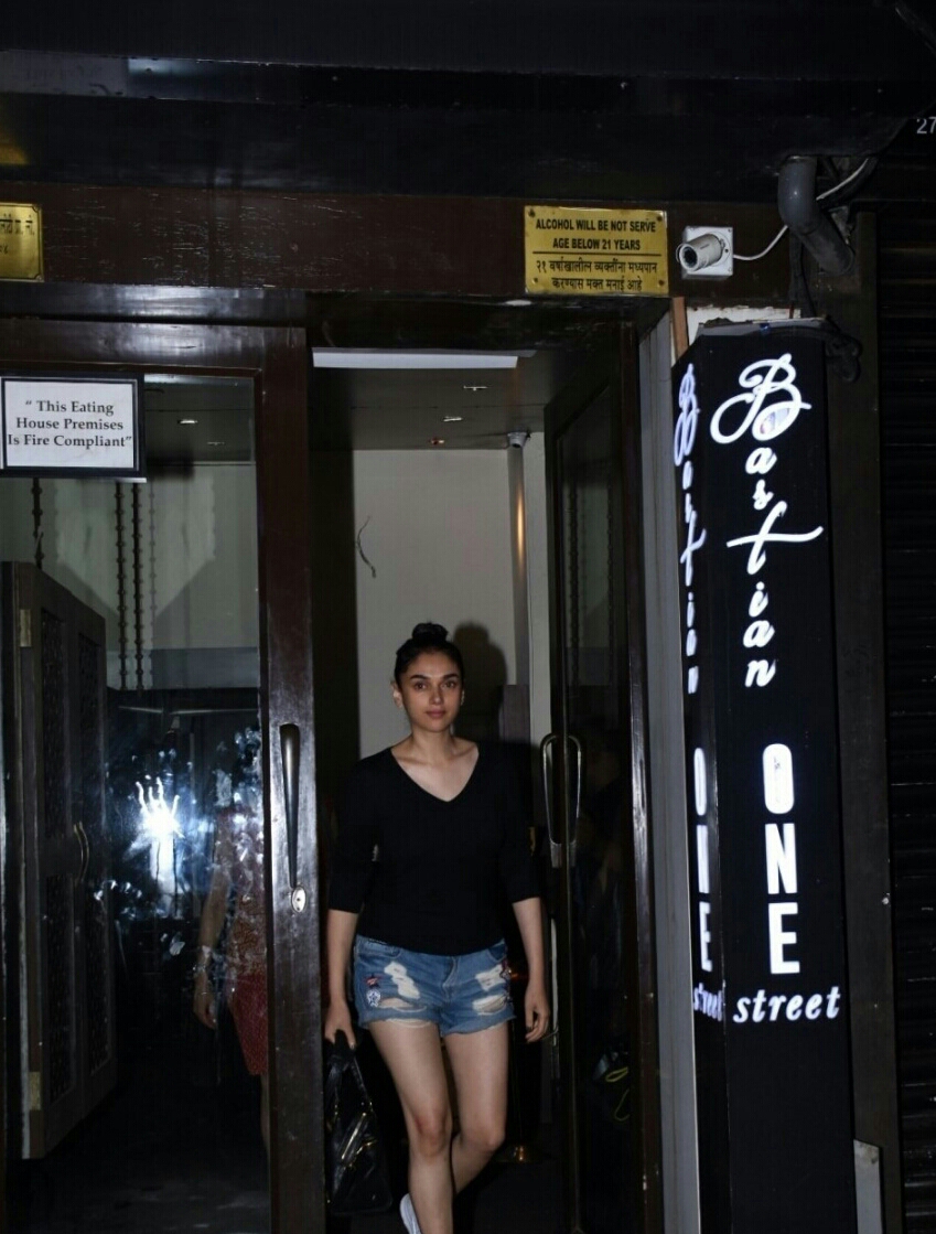 Aditi Rao Spotted In Sexy Thigh Revealing Shorts At Juhu