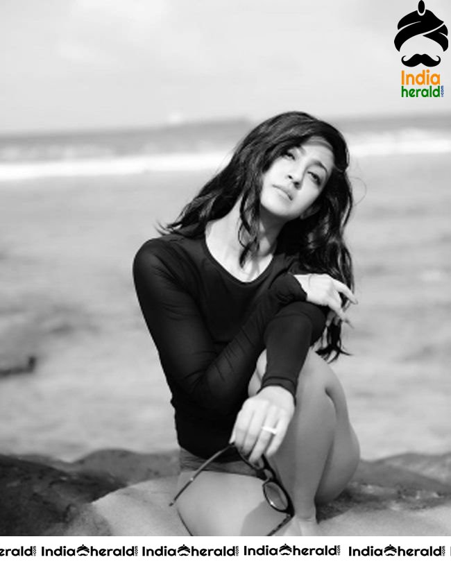 Aindrita Ray will tempt your mood in these Hot Photos Set 2