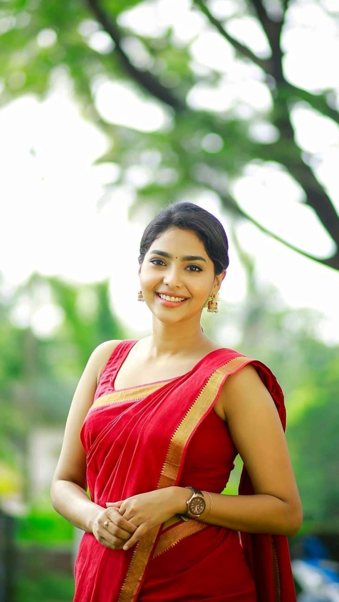 Aishwarya Lakshmi Latest Stills In Red Saree And Sleeveless Blouse