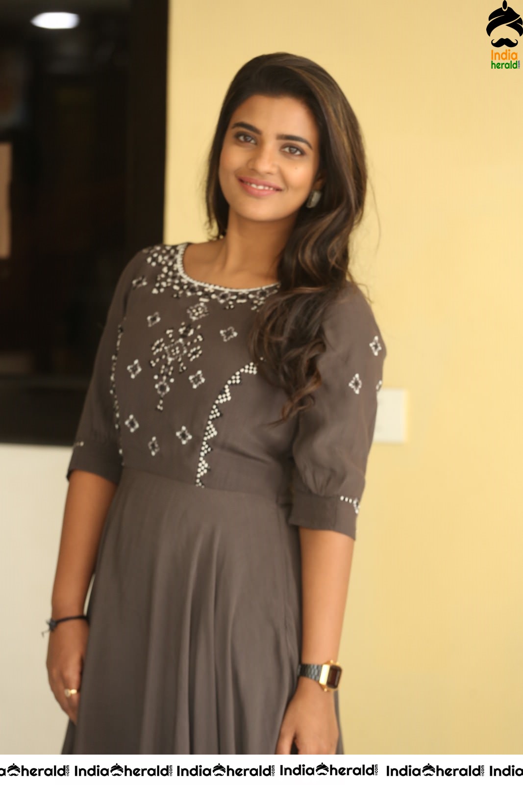 Aishwarya Rajesh Latest Interview Stills Set 1