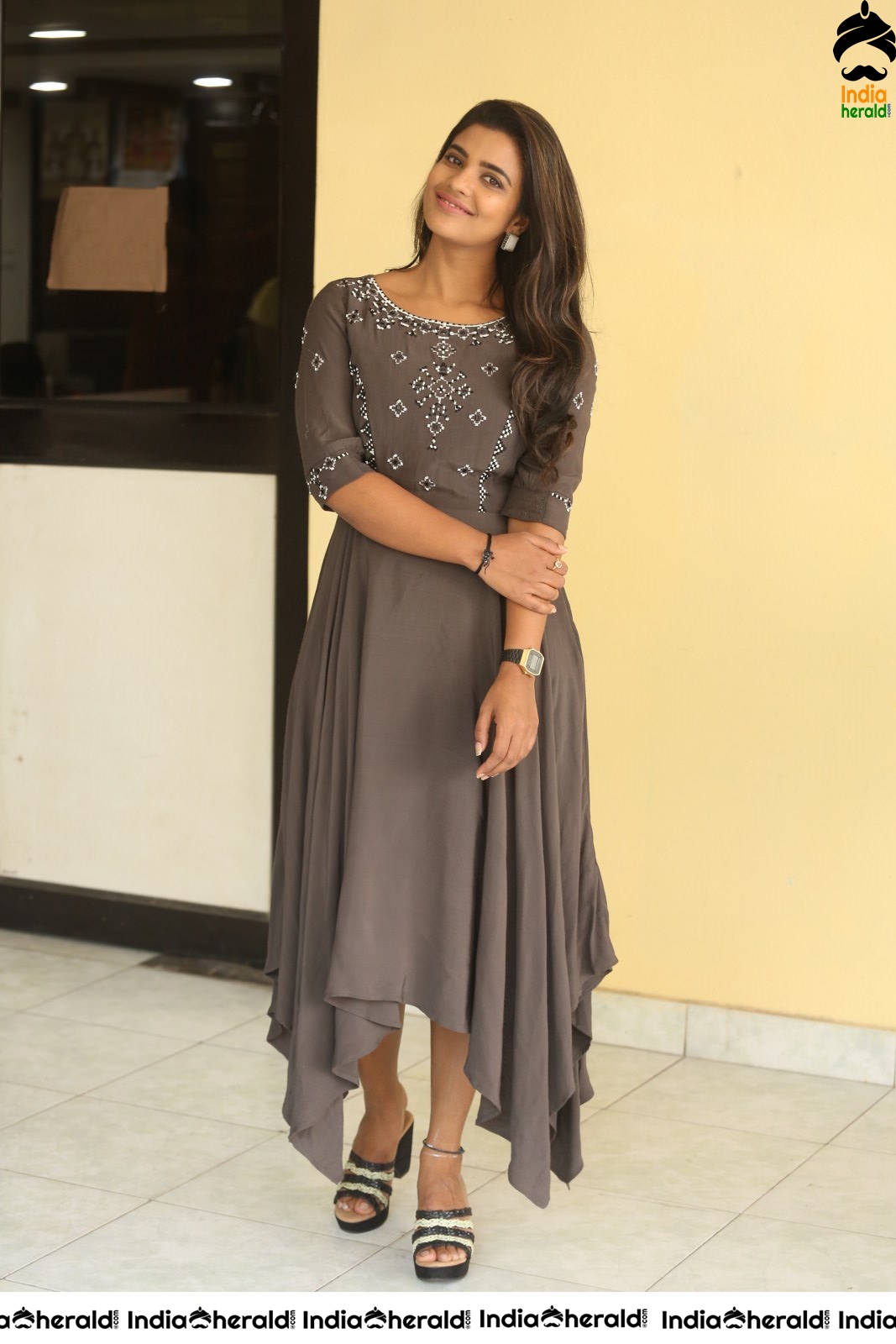 Aishwarya Rajesh Latest Interview Stills Set 2