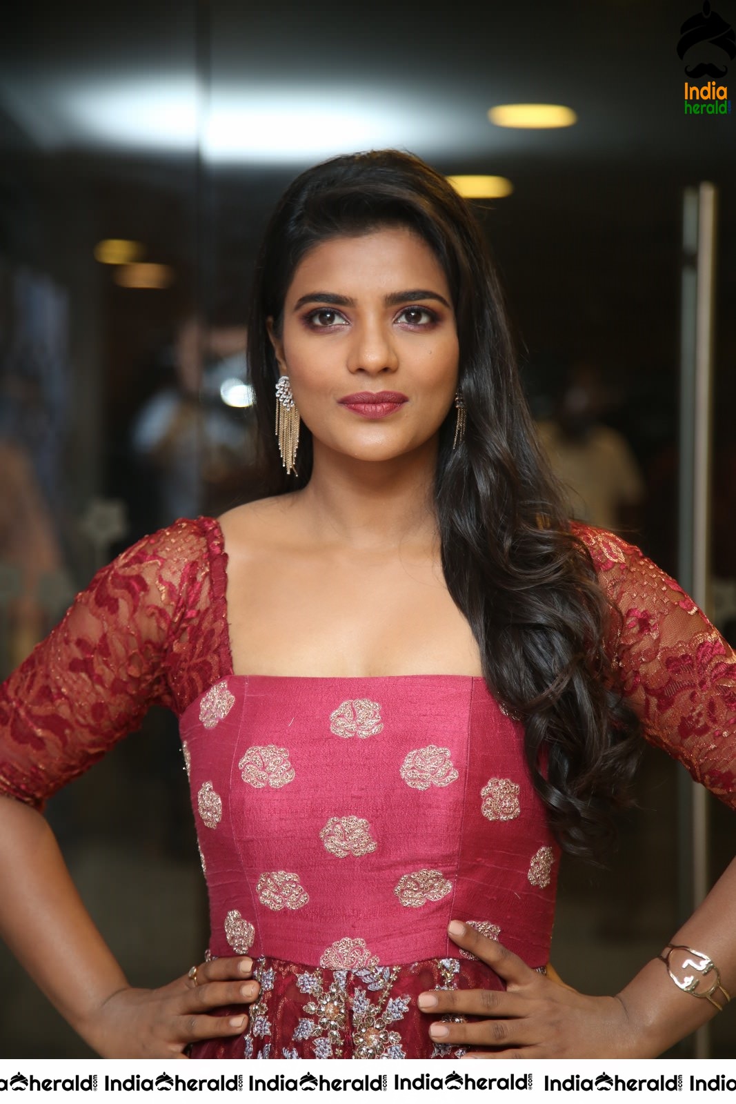 Aishwarya Rajesh Latest Stills Set 1