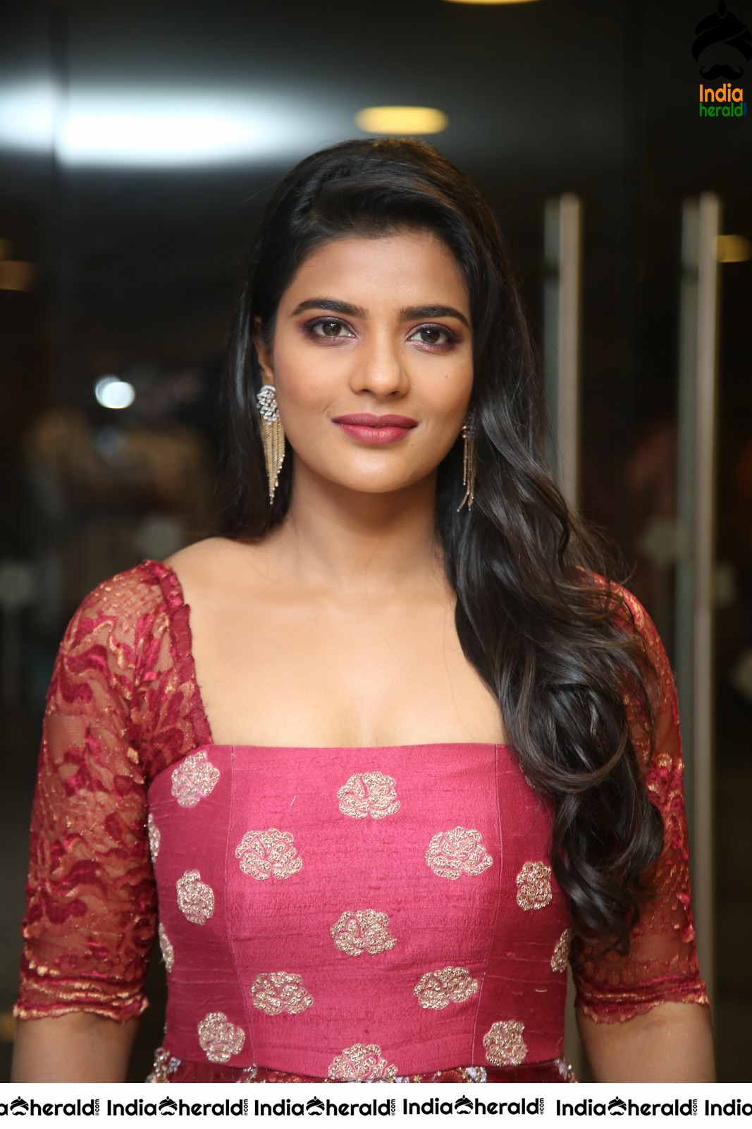 Aishwarya Rajesh Latest Stills Set 2