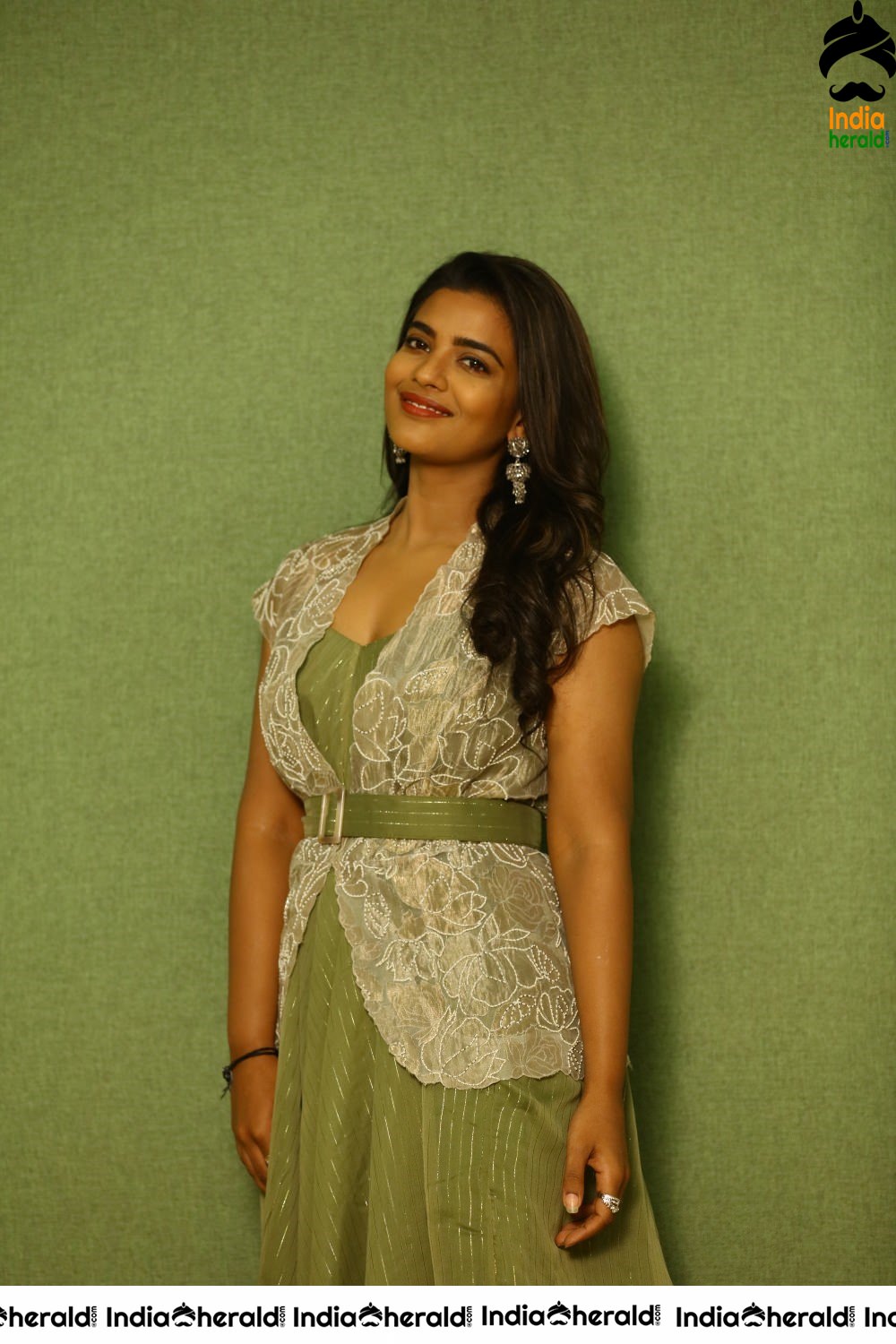 Aishwarya Rajesh Photos from Vaanam Kottatum Audio Launch