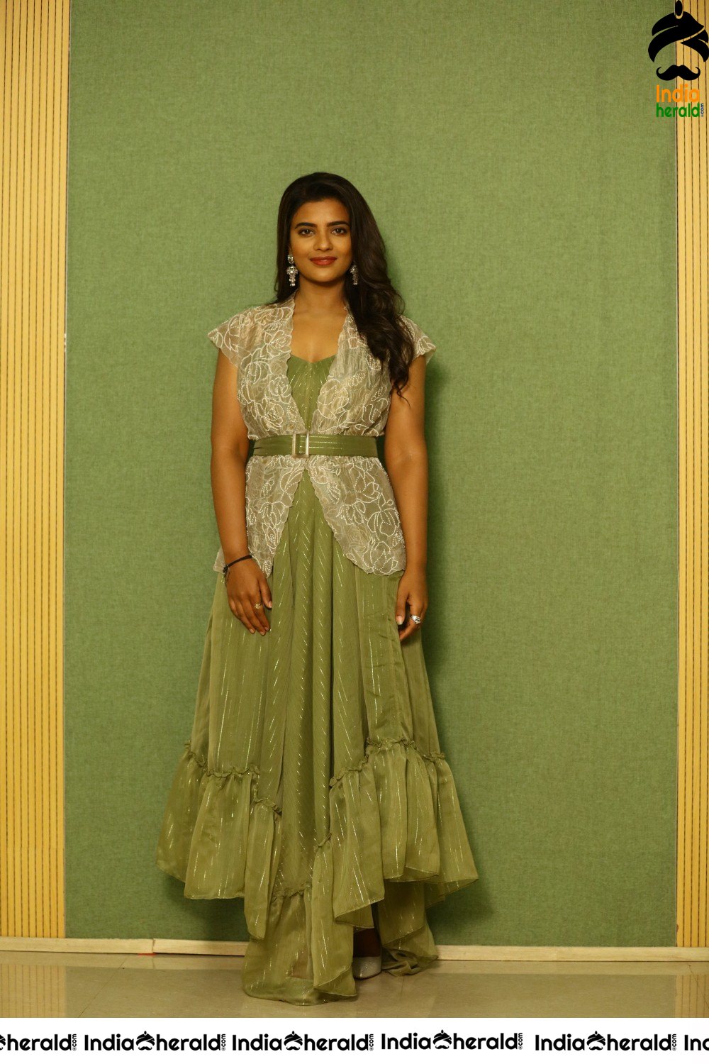 Aishwarya Rajesh Photos from Vaanam Kottatum Audio Launch