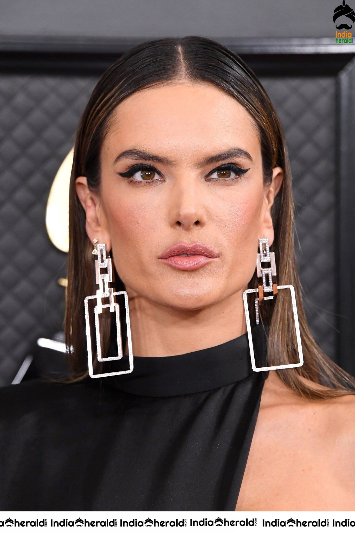 Alessandra Ambrosio at 62nd Annual Grammy Awards in Los Angeles Set 1
