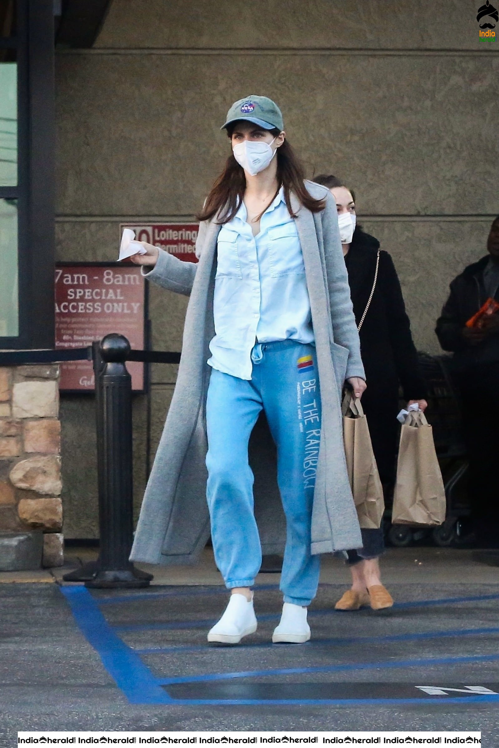 Alexandra Daddario spotted with masks due to Corona Virus outbreak in Los Angeles