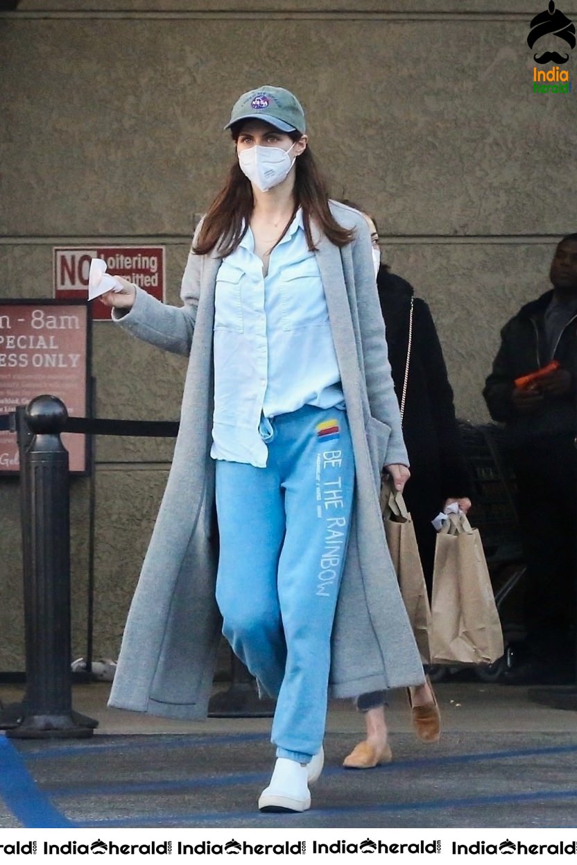 Alexandra Daddario spotted with masks due to Corona Virus outbreak in Los Angeles