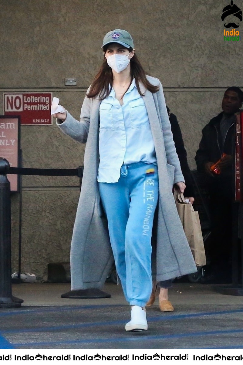 Alexandra Daddario spotted with masks due to Corona Virus outbreak in Los Angeles