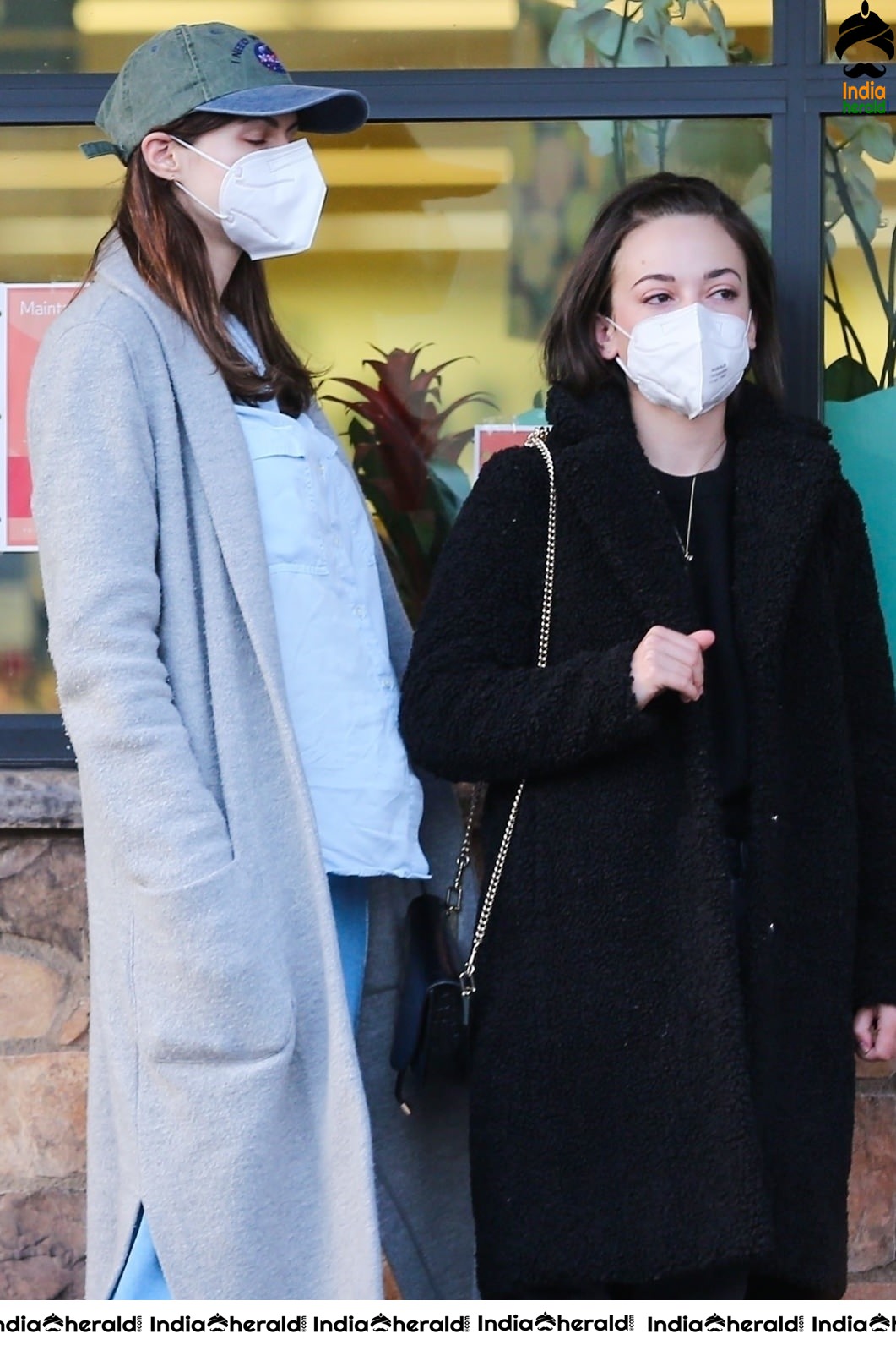 Alexandra Daddario spotted with masks due to Corona Virus outbreak in Los Angeles