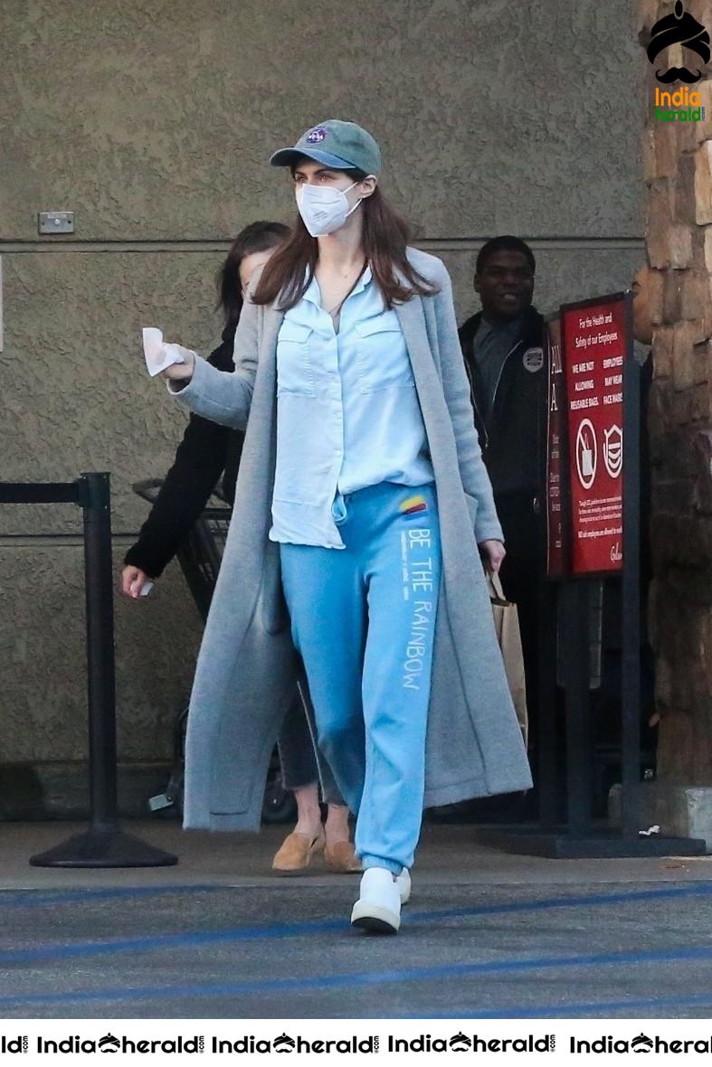 Alexandra Daddario spotted with masks due to Corona Virus outbreak in Los Angeles