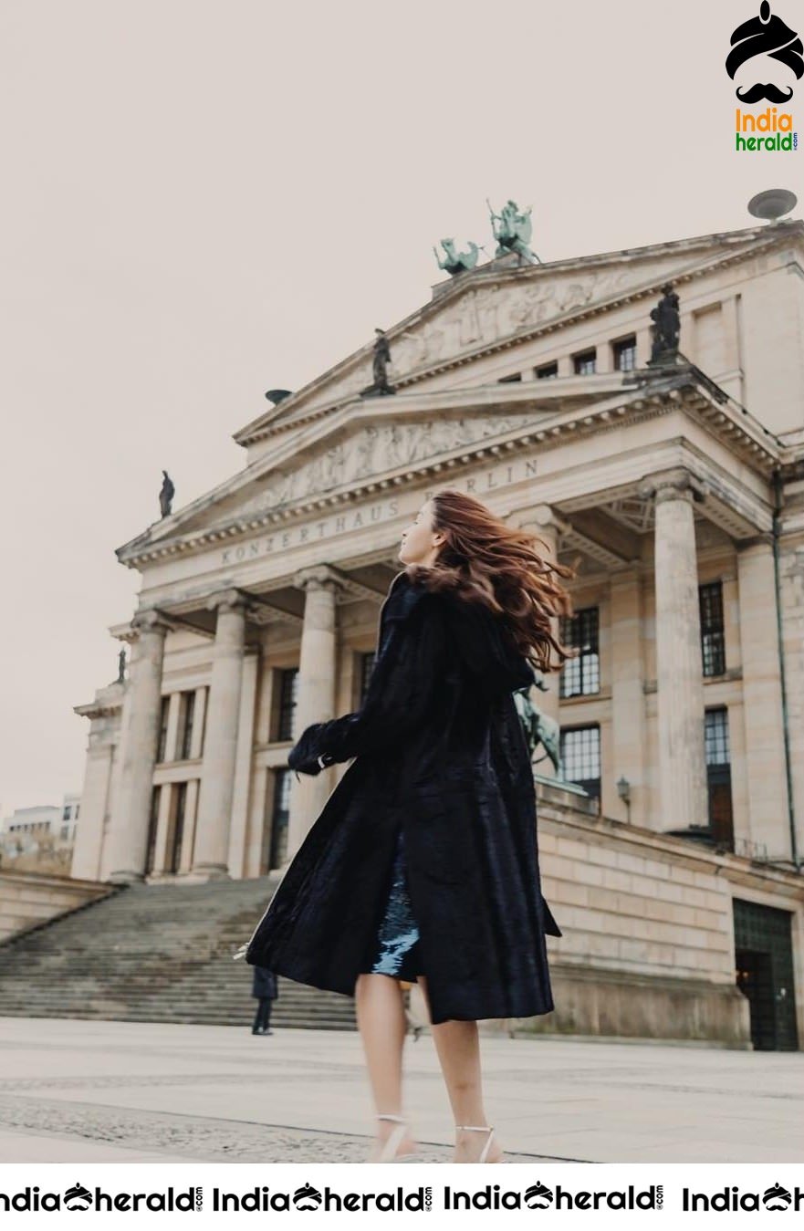 Alia Bhatt Hot Photoshoot to tease your lustful desires