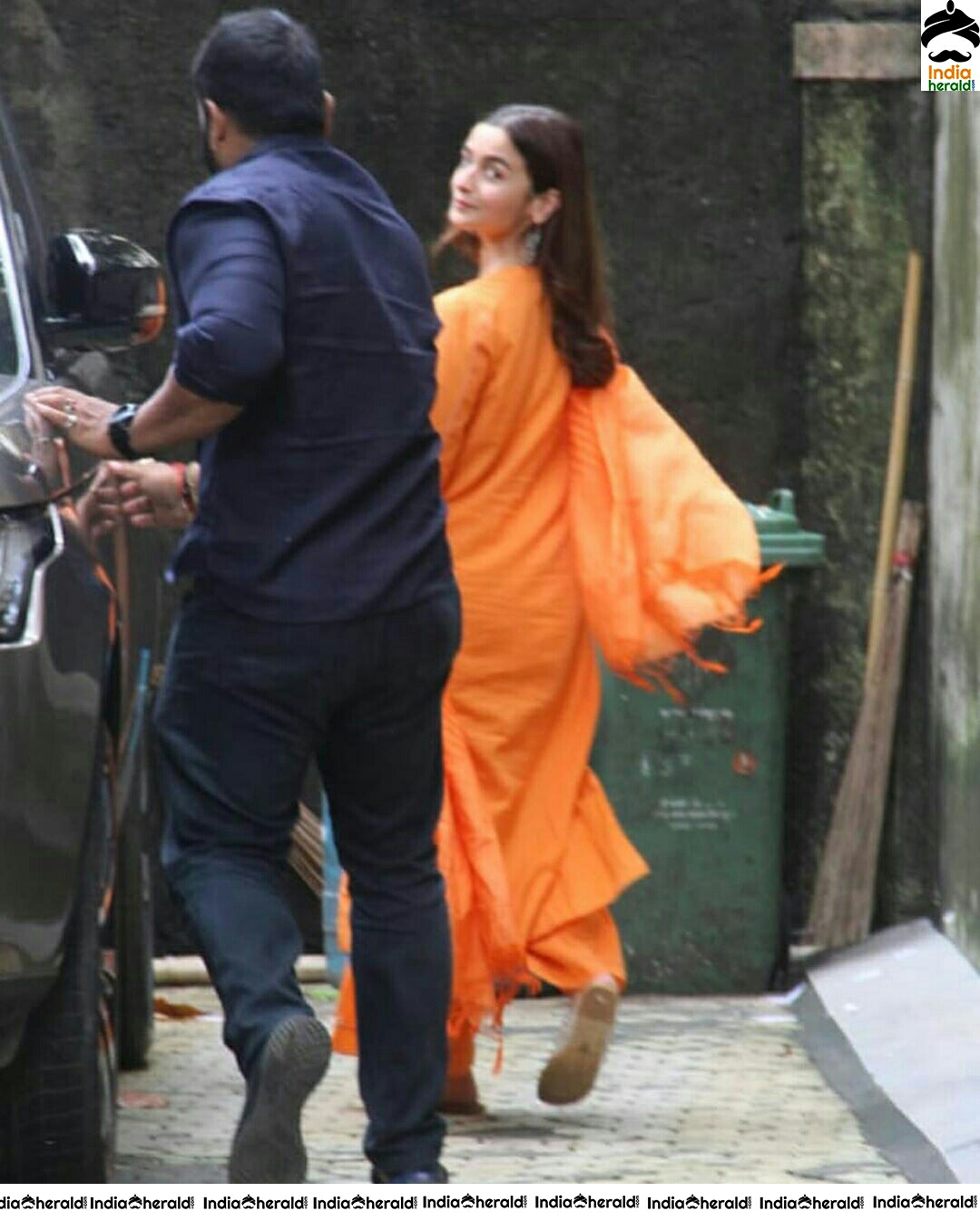 Alia Looking More Beautiful In This Orange Chudi