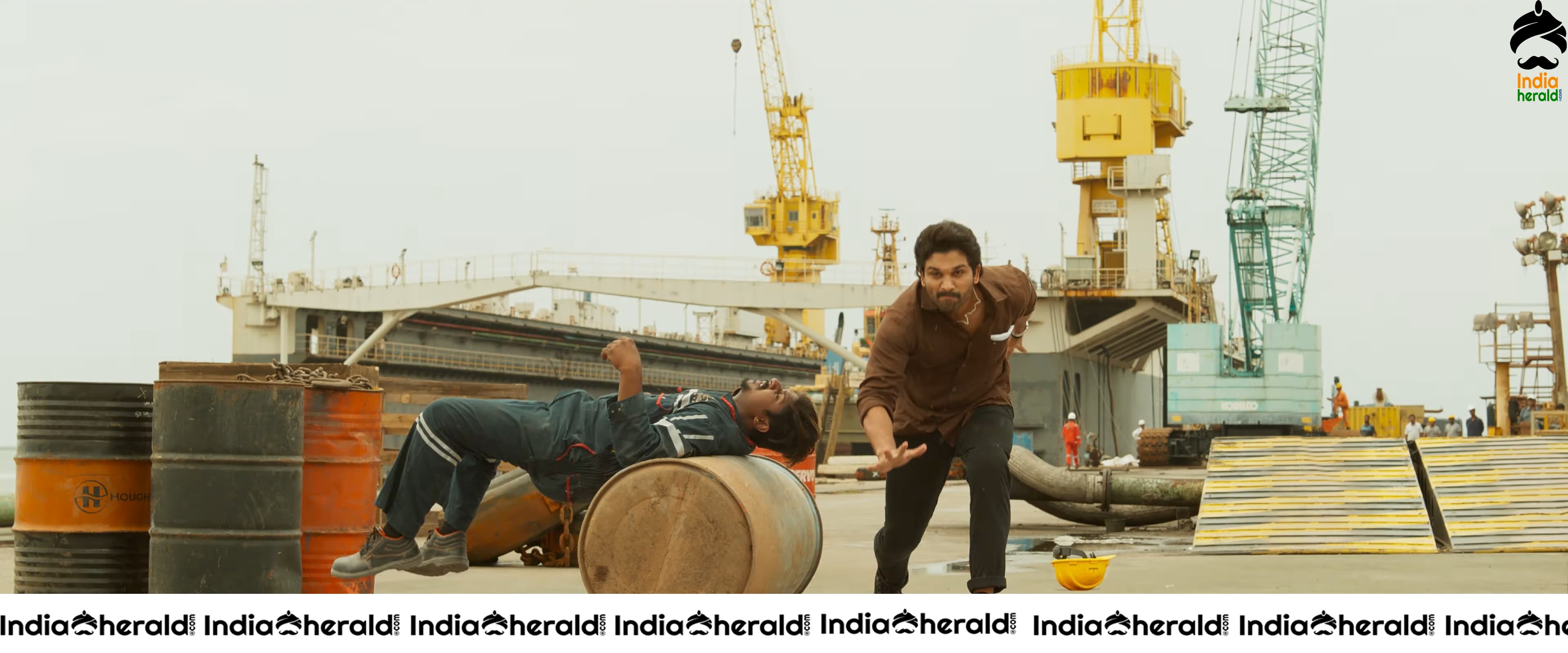 Allu Arjun and Pooja Hegde in Ala Vaikunthapurramuloo Teaser HD Stills Set 2