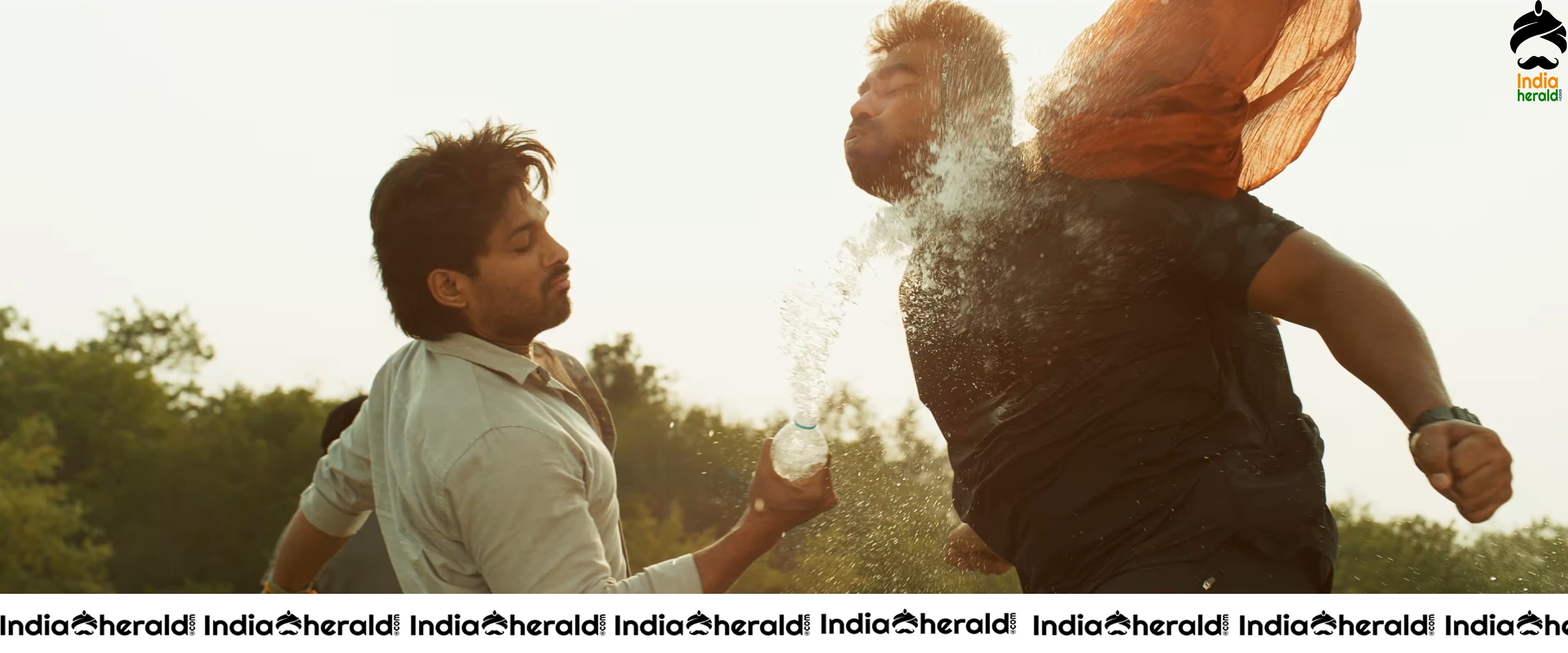 Allu Arjun and Pooja Hegde in Ala Vaikunthapurramuloo Teaser HD Stills Set 2