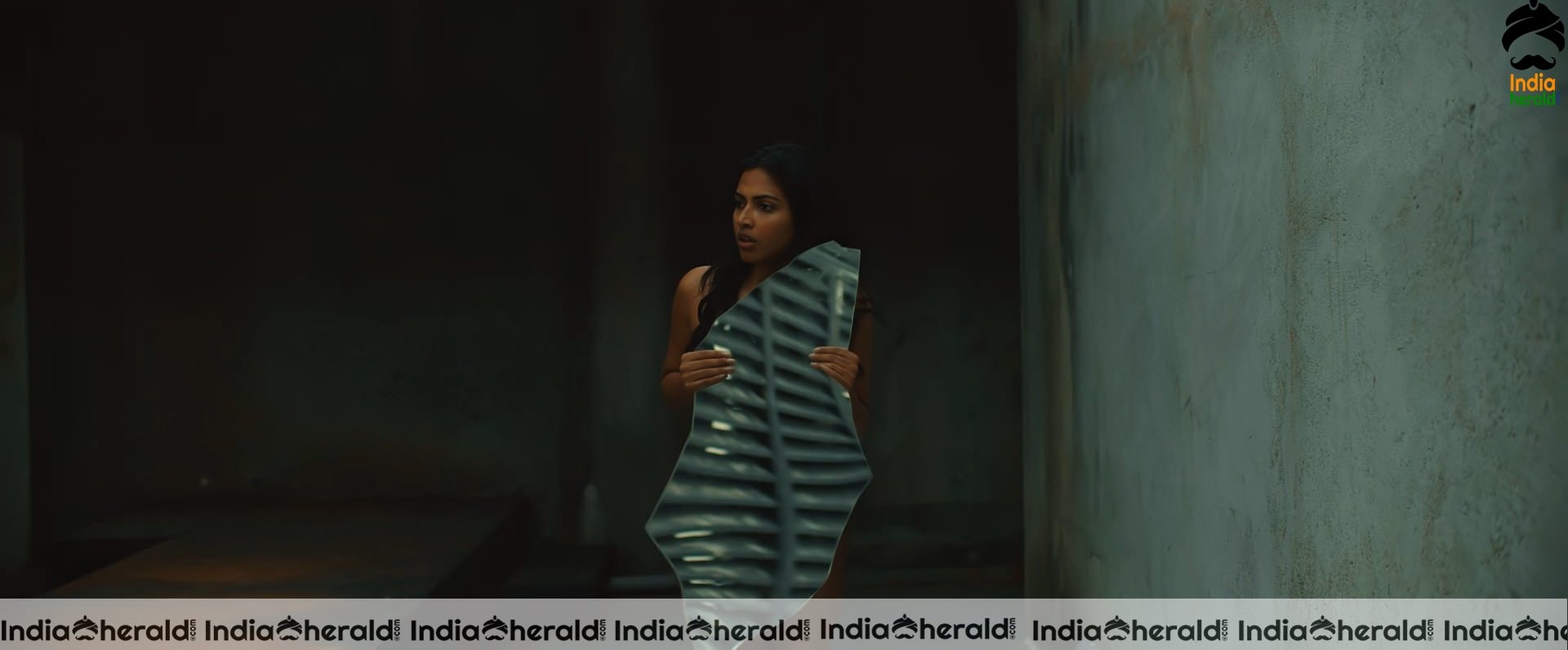 Amala Paul Hot Topless Photos from Aadai Set 2