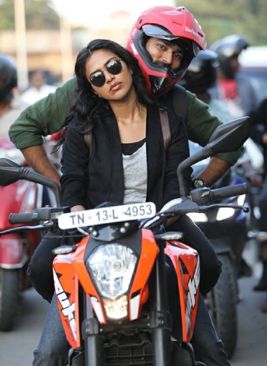 Amala Paul In Aadai Hot Movie Stills