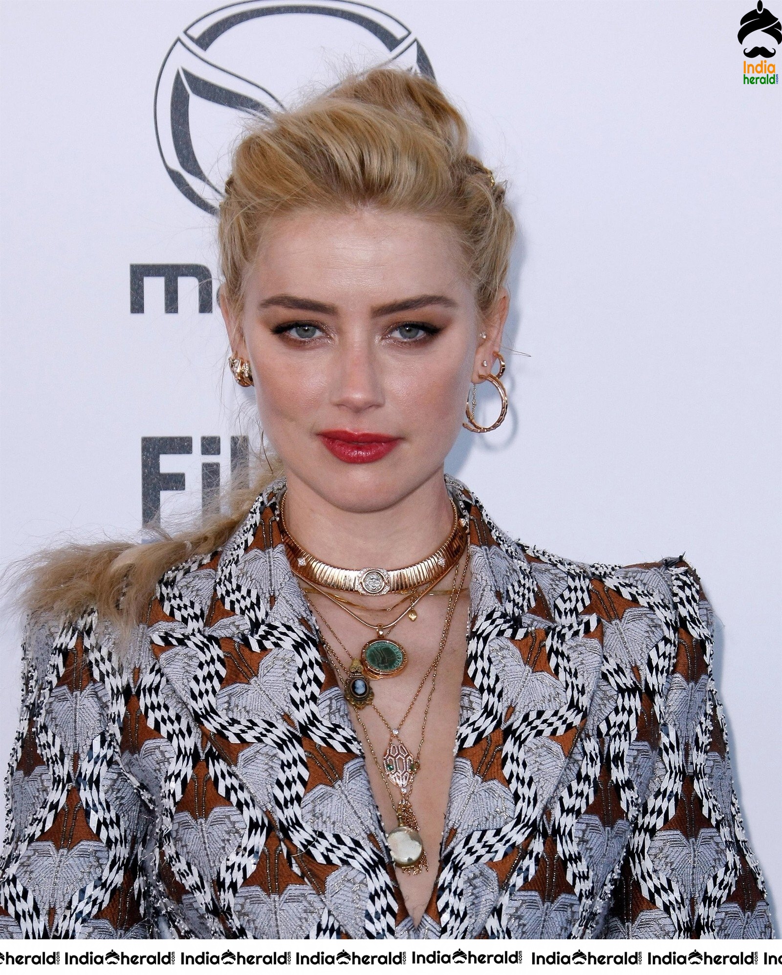 Amber Heard at 2020 Film Independent Spirit Awards in Santa Monica Set 1