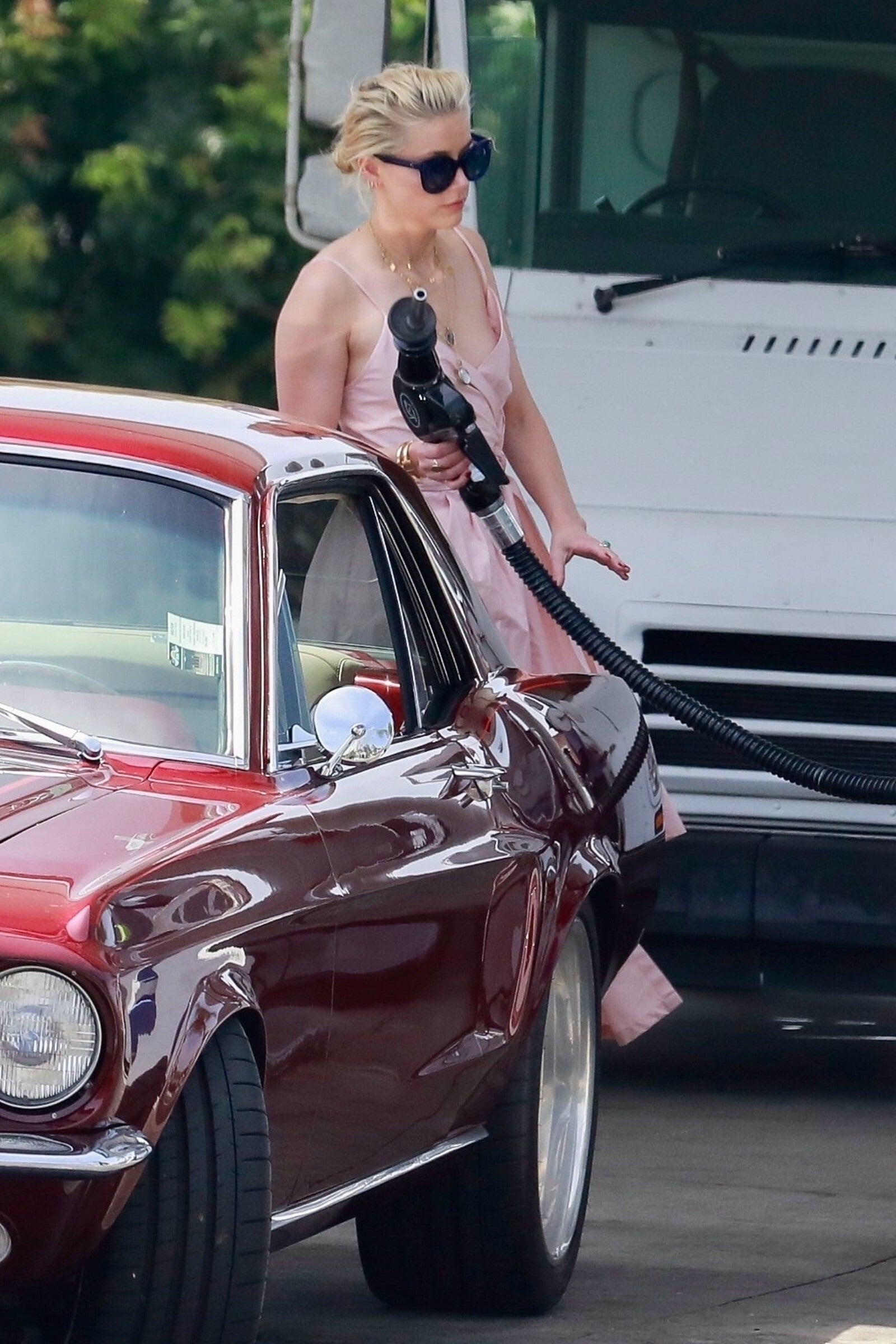 Amber Heard Spotted At Los Angeles