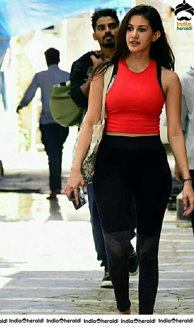 Amyra Dastur Seen At Bandra Photo stills