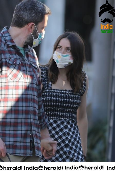 Ana de Armas and Ben Affleck wear masks as they step out in Venice CA Set 1