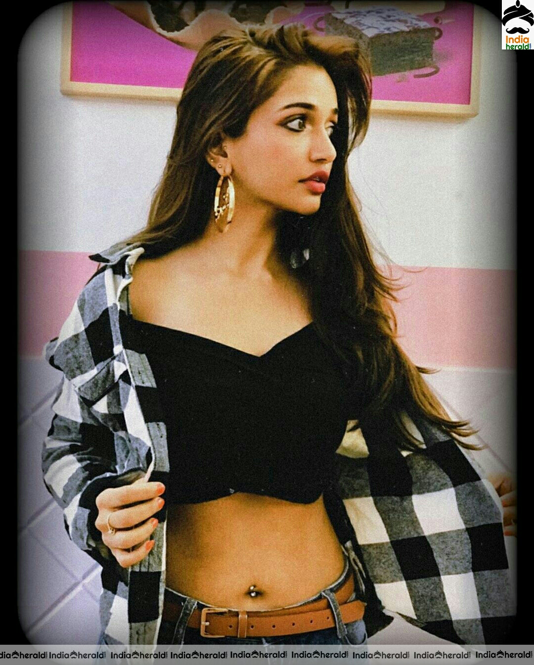 Anaika Soti Hot Black Dress Photoshoot Set 2