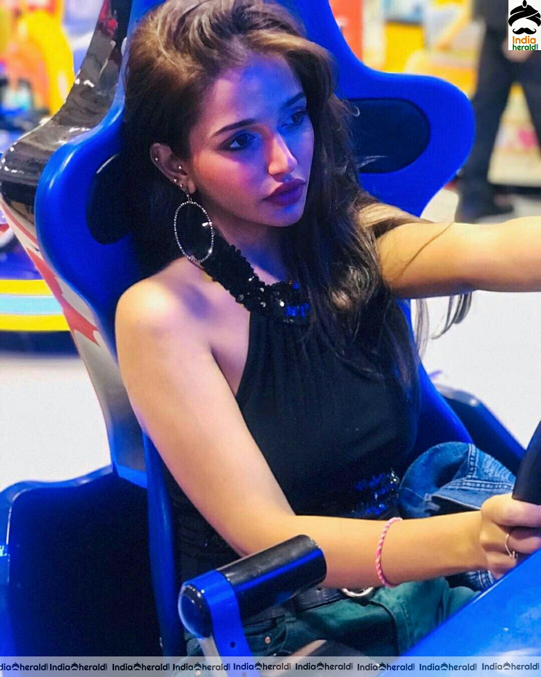 Anaika Soti Hot Black Dress Photostills