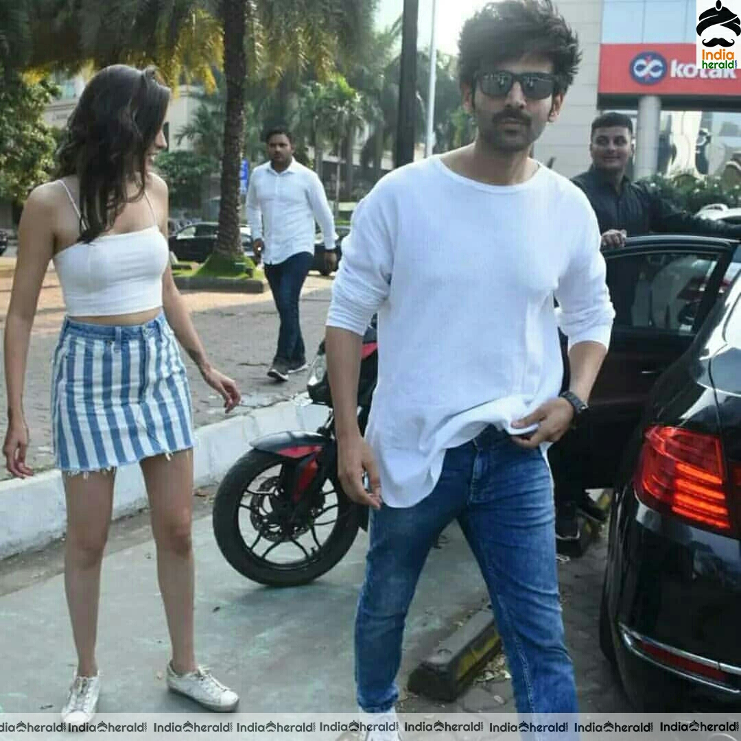 Ananya Panday And Kartik Aaryan Spotted Outside At Juhu